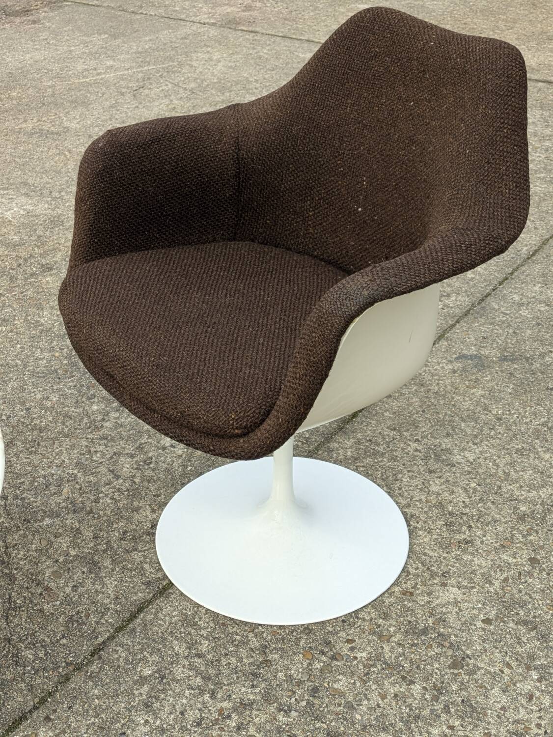 Eero Saarinen Tulip Armchair, Knoll, vintage 1960s