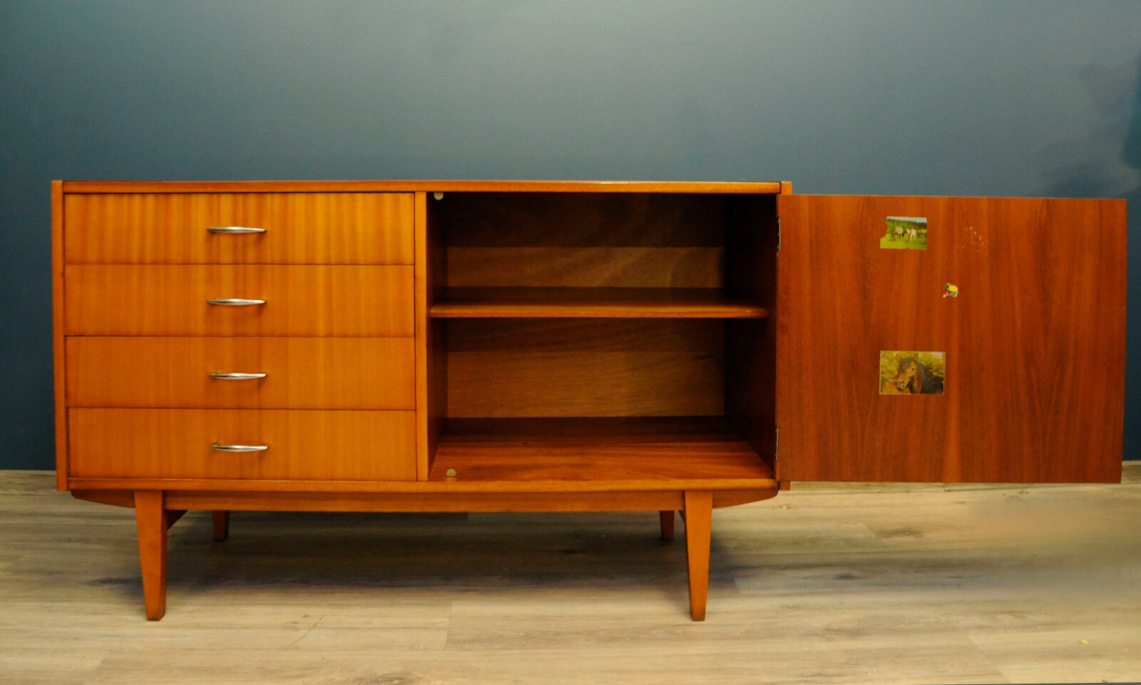 Commode Violetta République Populaire de Pologne PRL