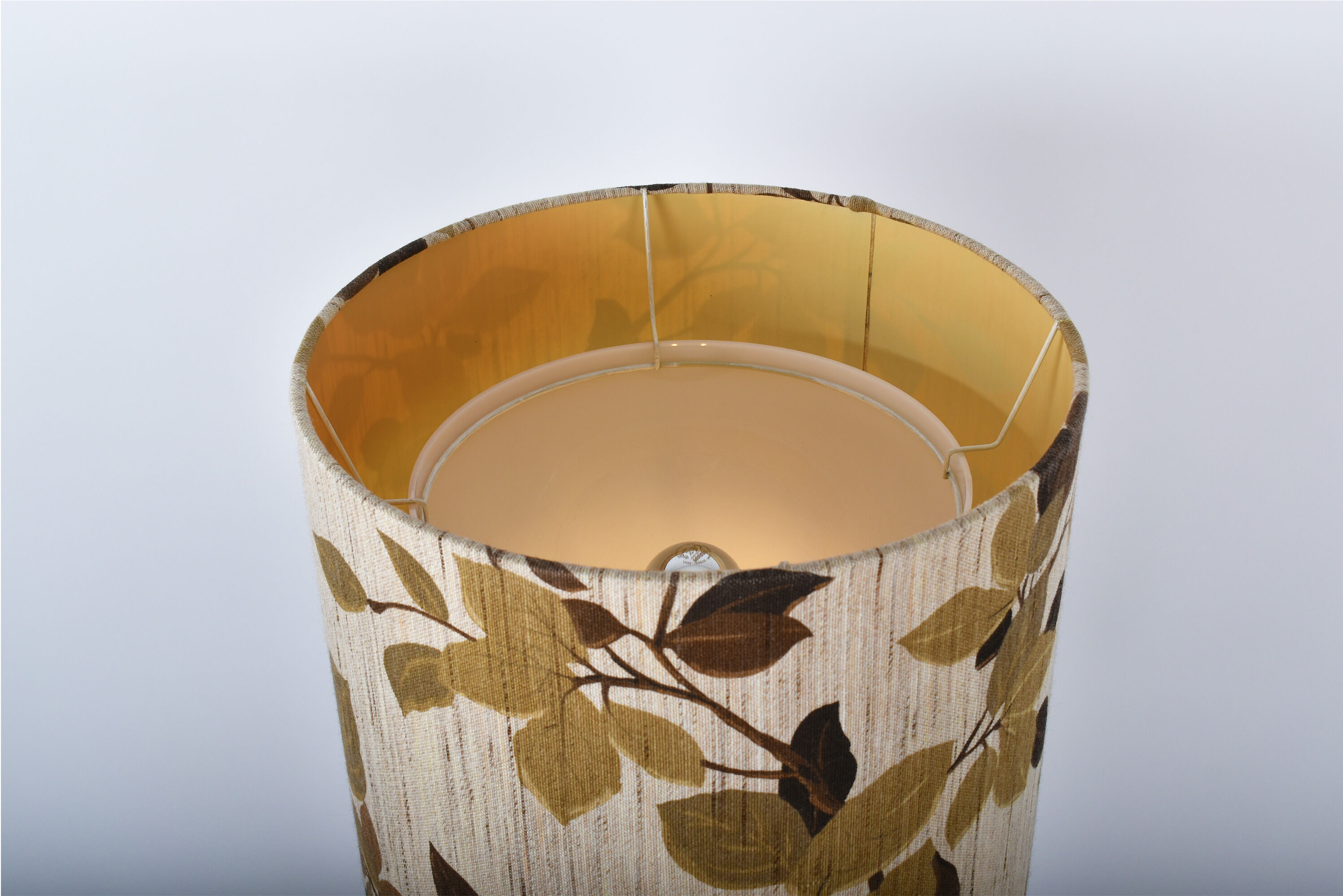 Pair of travertine lamps with three lights, Italy, 1970