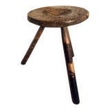 Handmade wooden milking stool – Pyrenees, 19th century