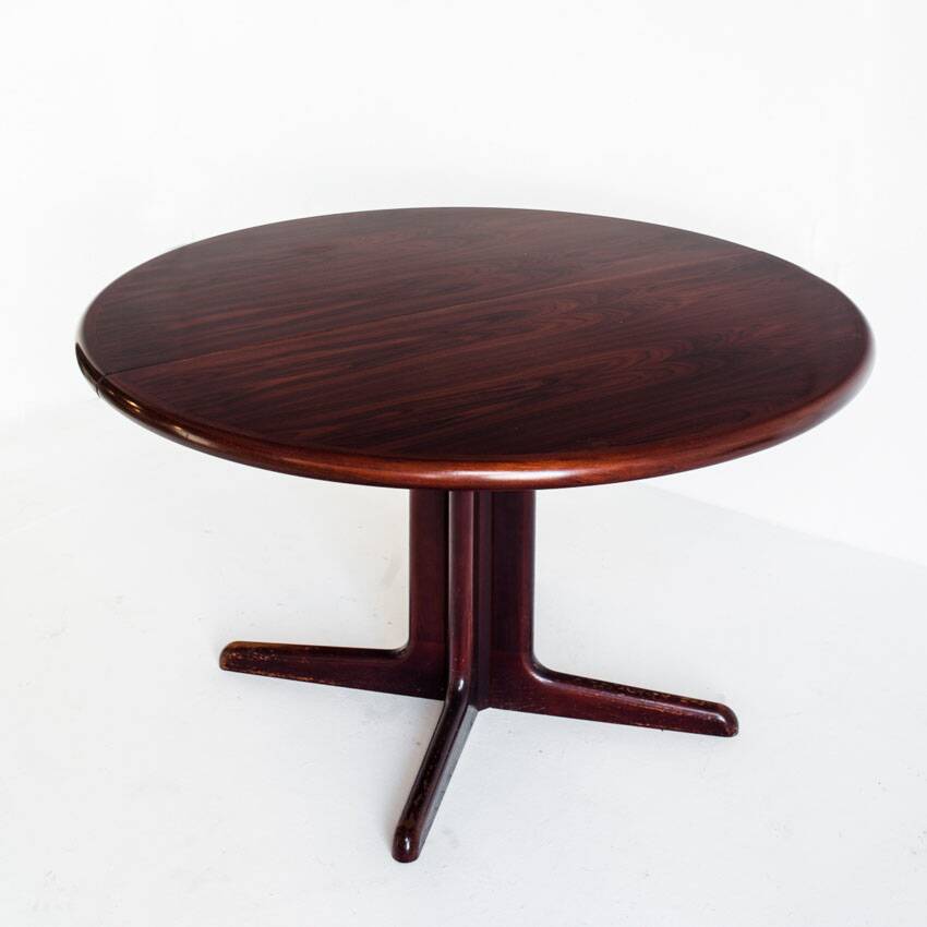 Scandinavian dining table with two extensions.Gudme Mobelfabrik. Rosewood. Denmark, 1960s