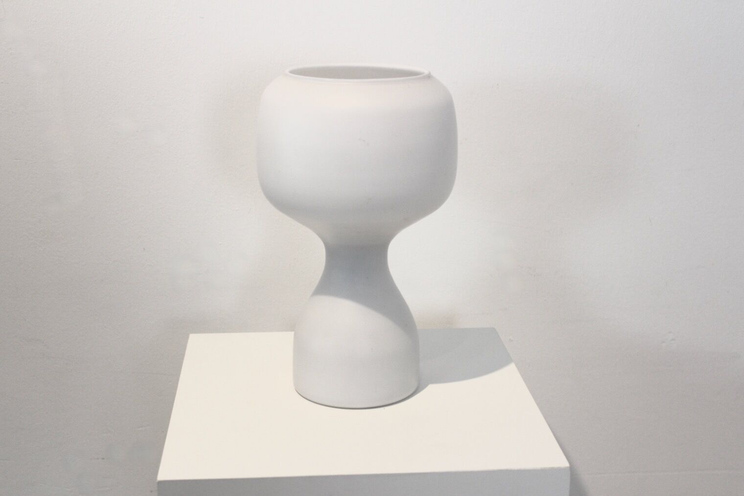 Philips table lamp in white opaline glass