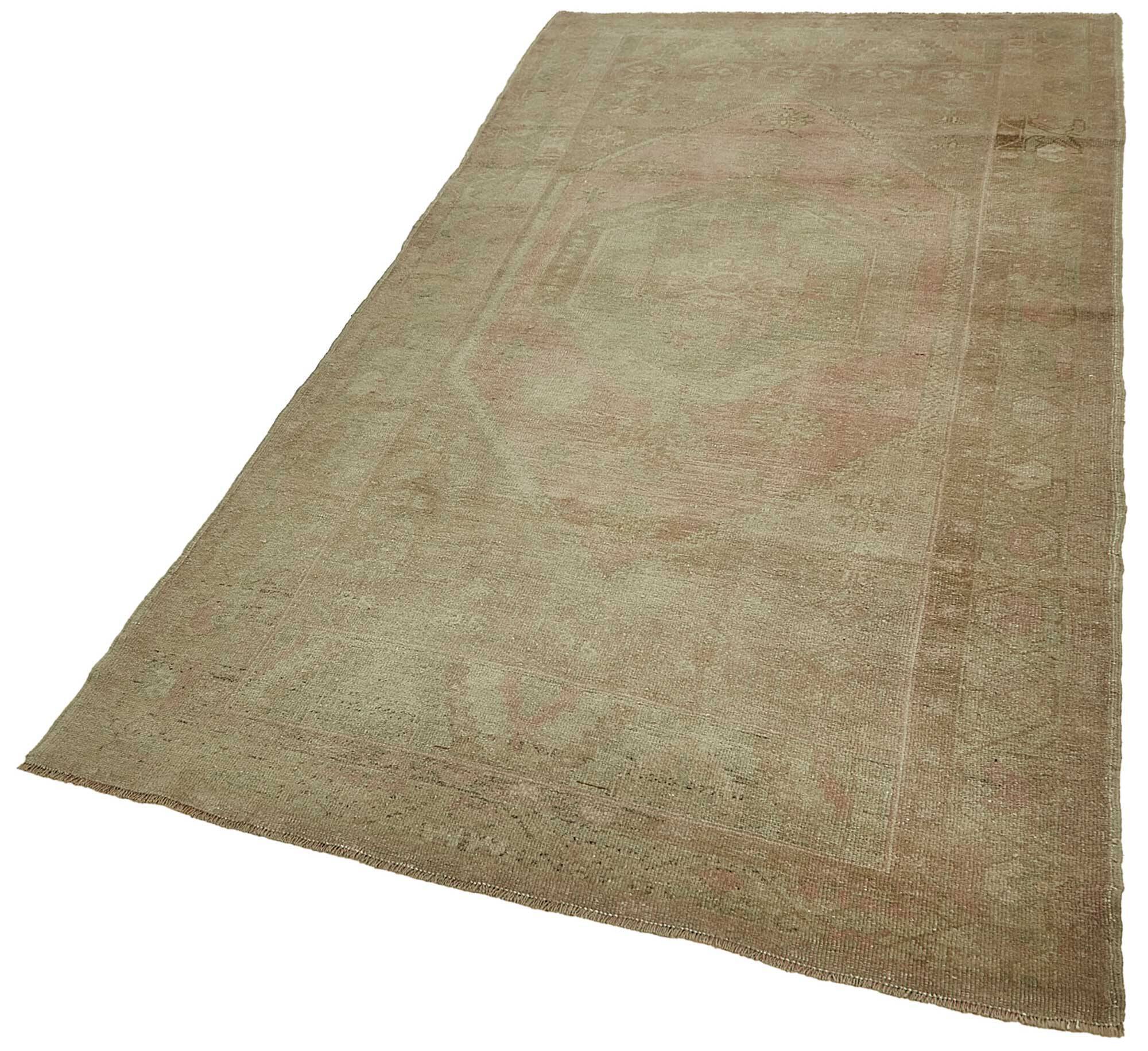 Turkish Vintage Anatolian Rug 126 cm x 260 cm