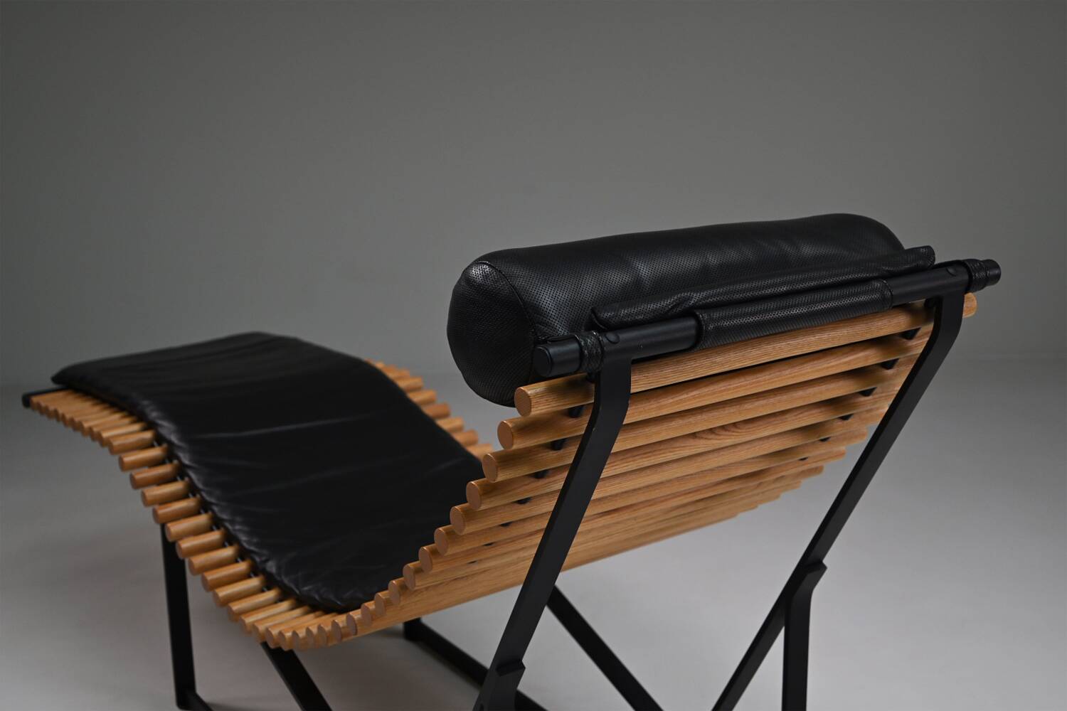 Chaise longue à dossier en épine dorsale par Peter Strassl, Allemagne des années 1970.