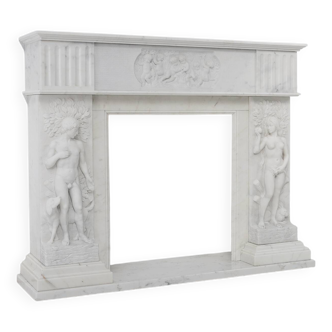 Cheminée en marbre de Carrare français avec décor Adam et Eve