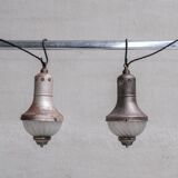 Ensemble de trois suspensions antiques en verre gravé