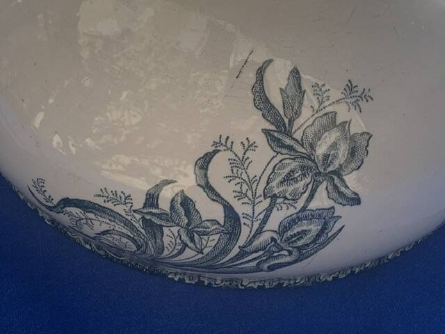 Soup tureen base, old salad bowl, iron earth with blue iris pattern, 19th century, collector's item