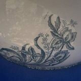 Base de soupière, Saladier ancien,  Terre de fer a motif d’iris bleus, 19eme siècle, collector