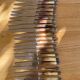 Coffret de 24 couteaux en corne