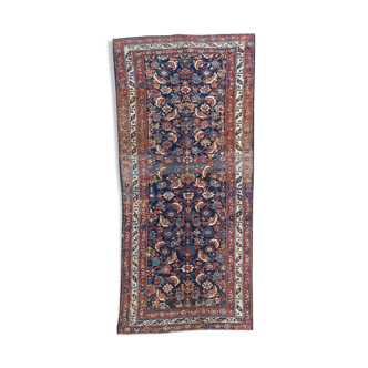 Handmade old Kurdish Persian carpet 135x276 cm