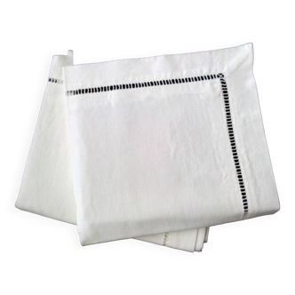 Pair of white cotton pillowcases with ladder openings 66 x 69 cm