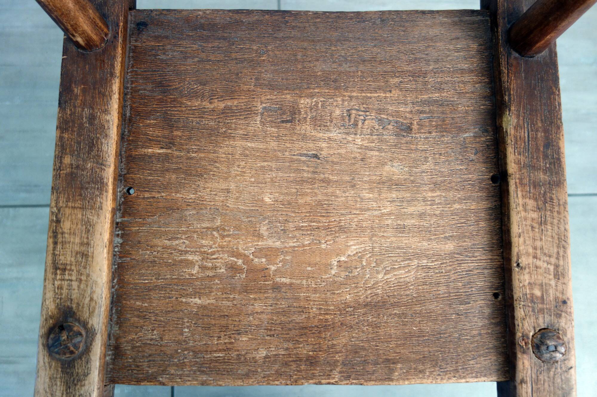 Antique brutalist Baoulé African chair