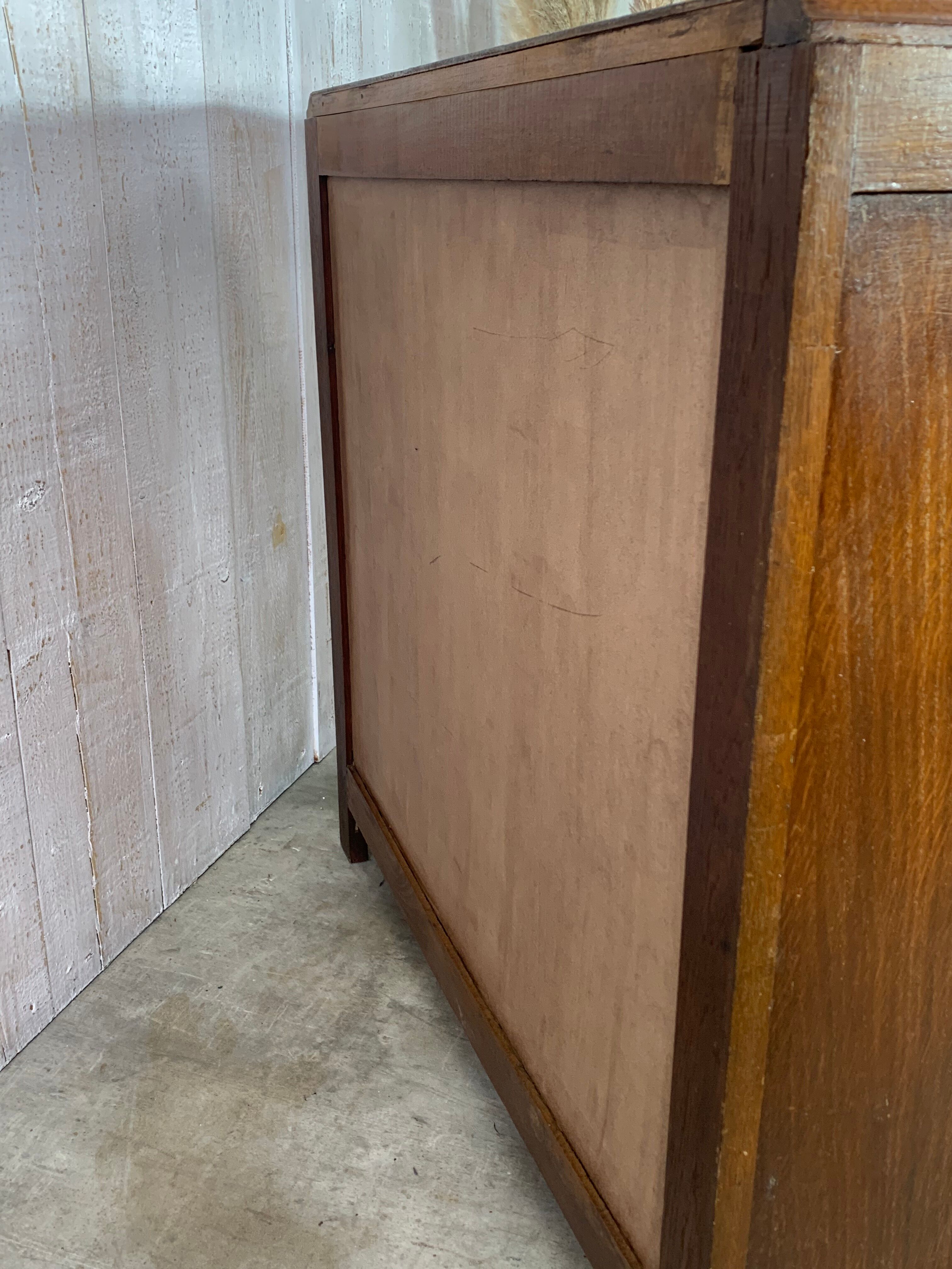 Commode vintage