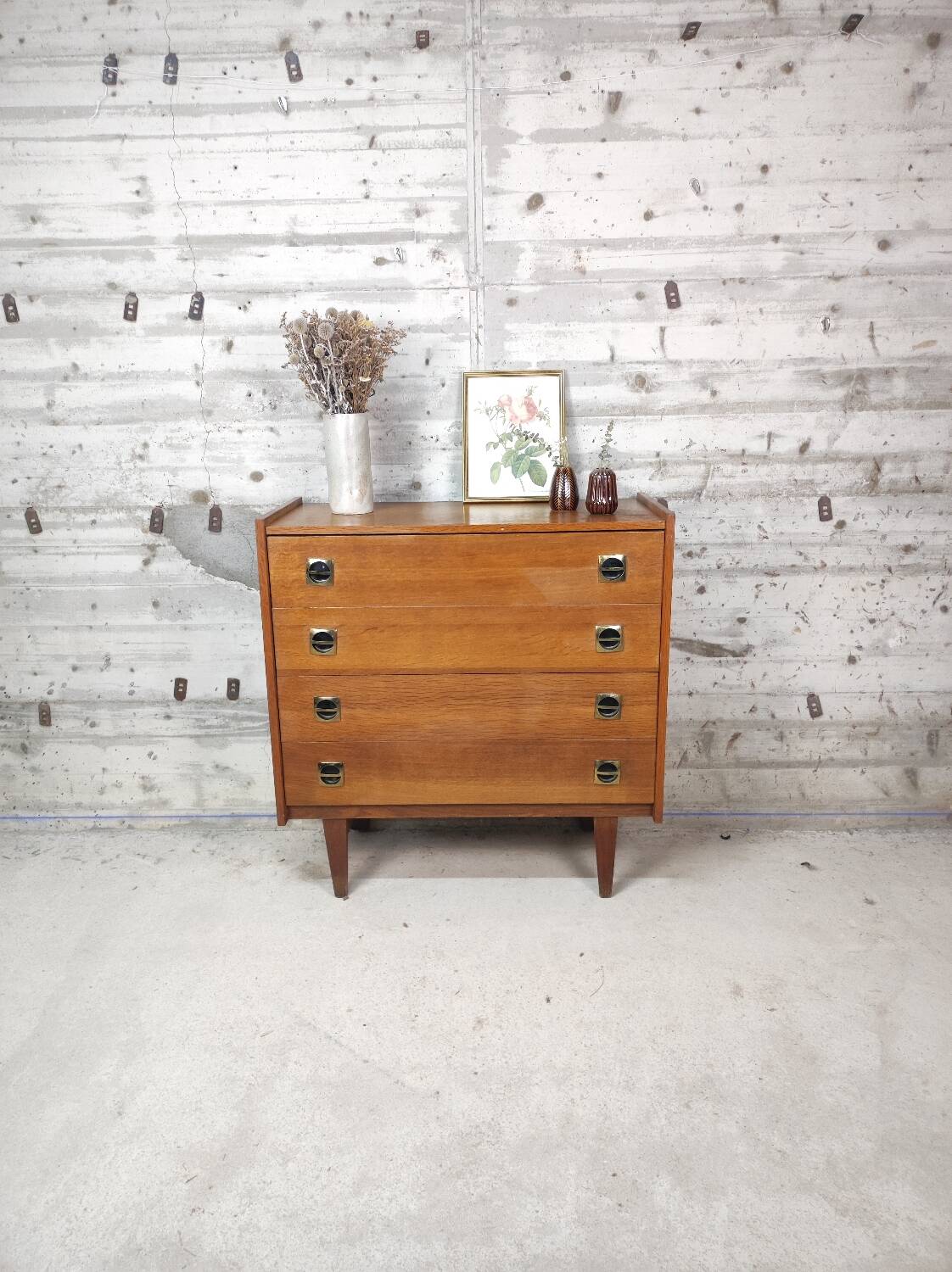 Vintage chest of drawers