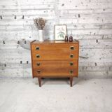 Vintage chest of drawers