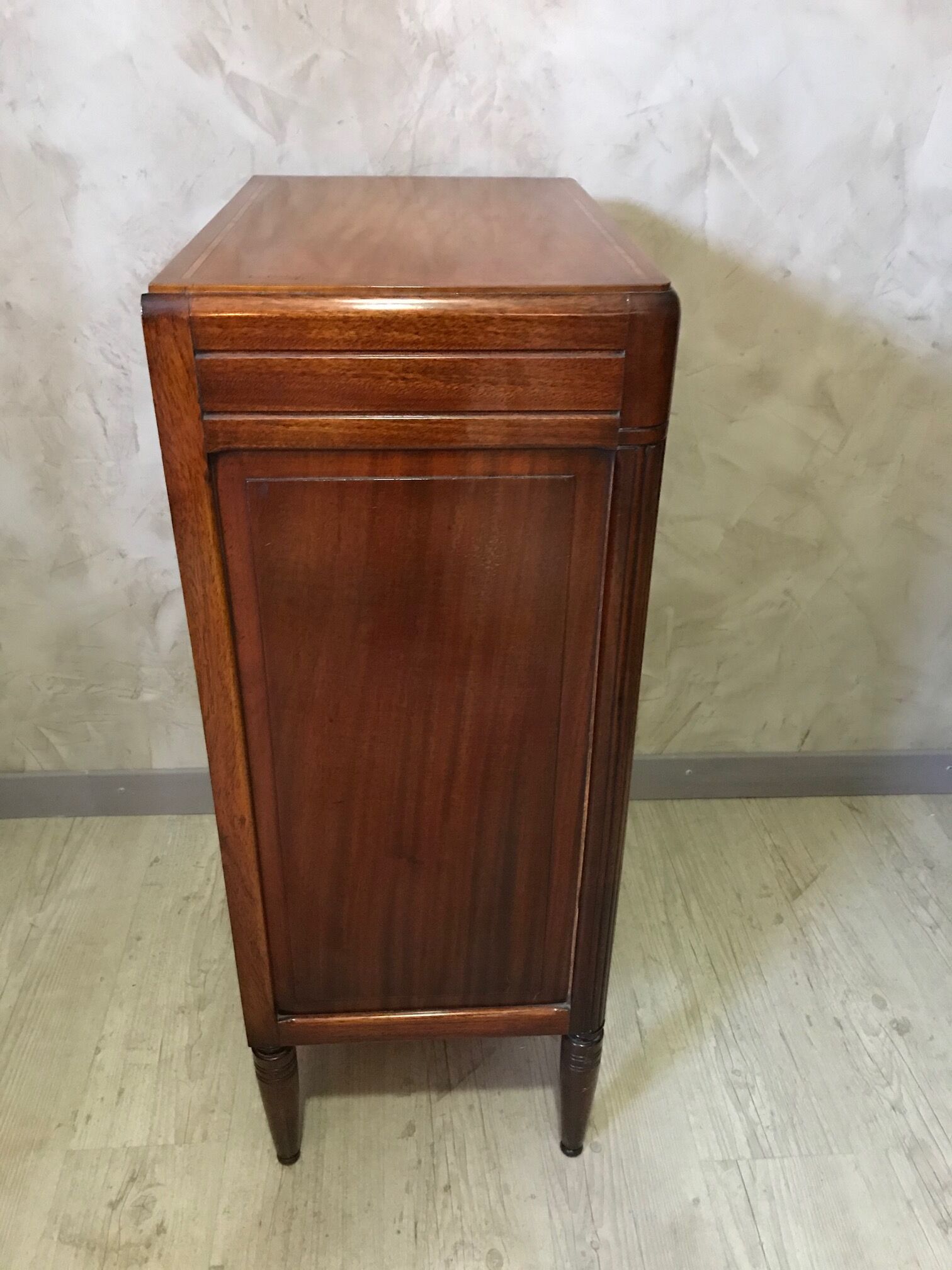 Furniture with partitions 1925