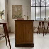 Early 20th century oak trade counter