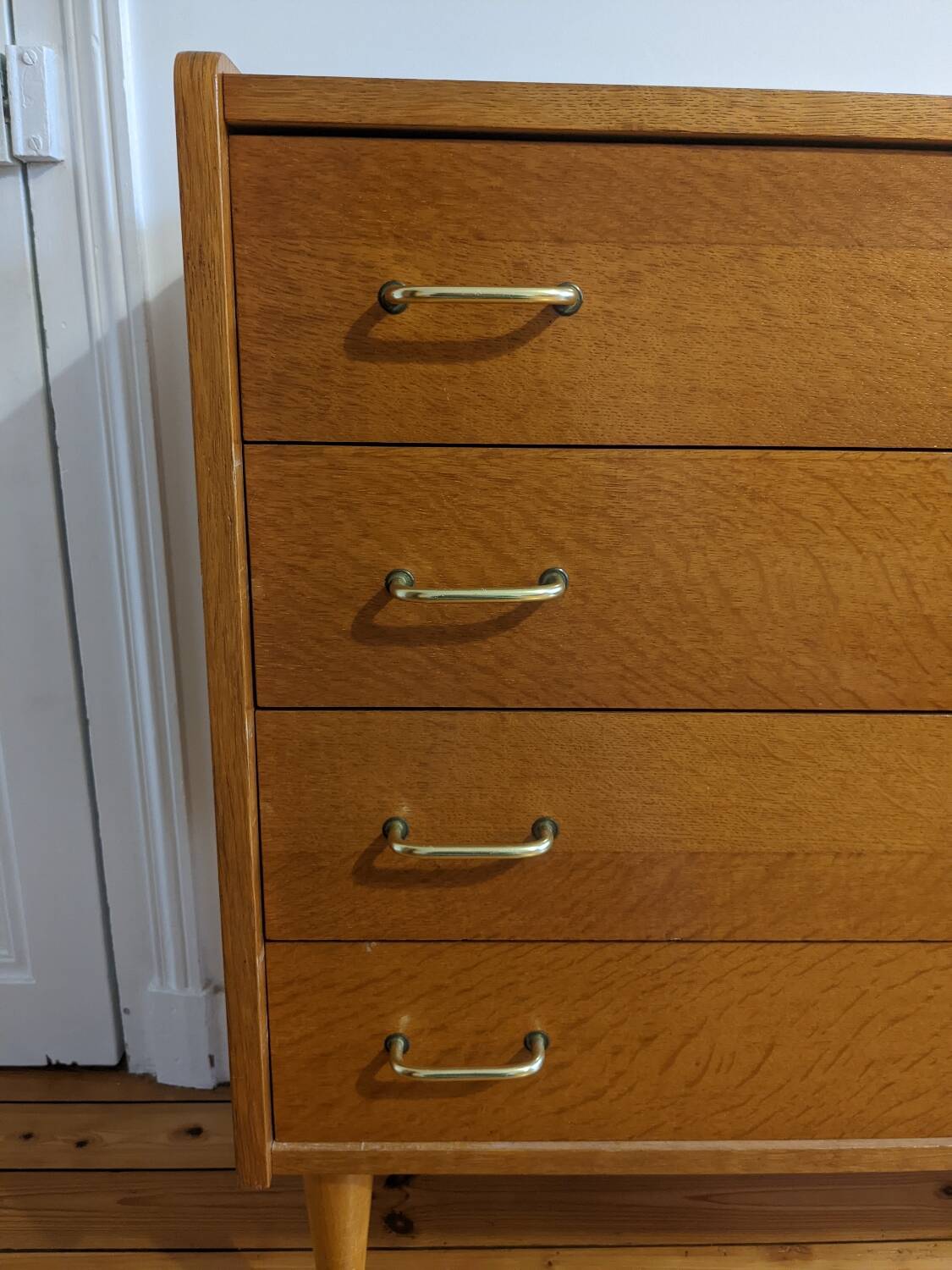 Vintage chest of drawers with spindle legs