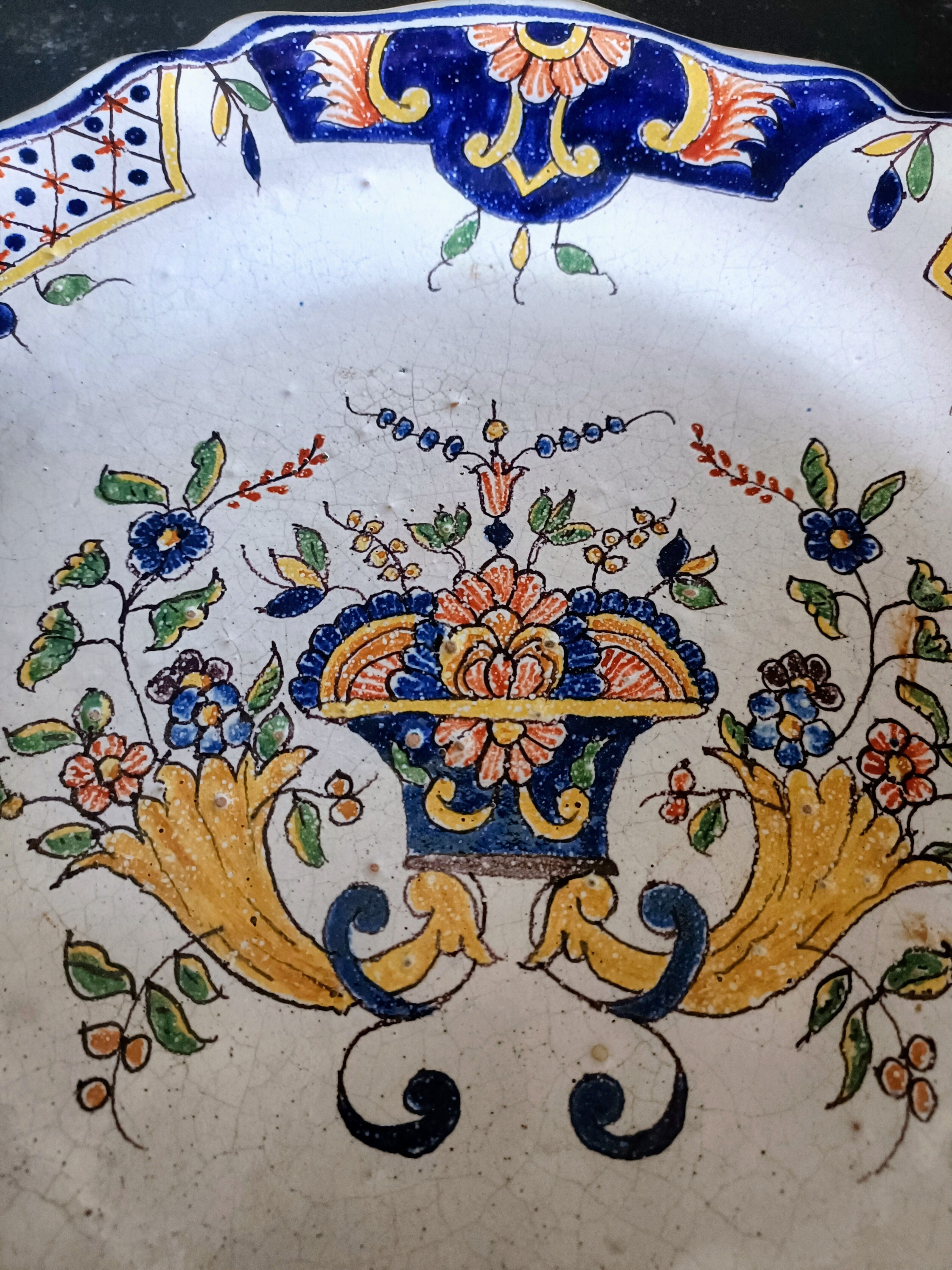 Large earthenware dish Malicorne 18th century