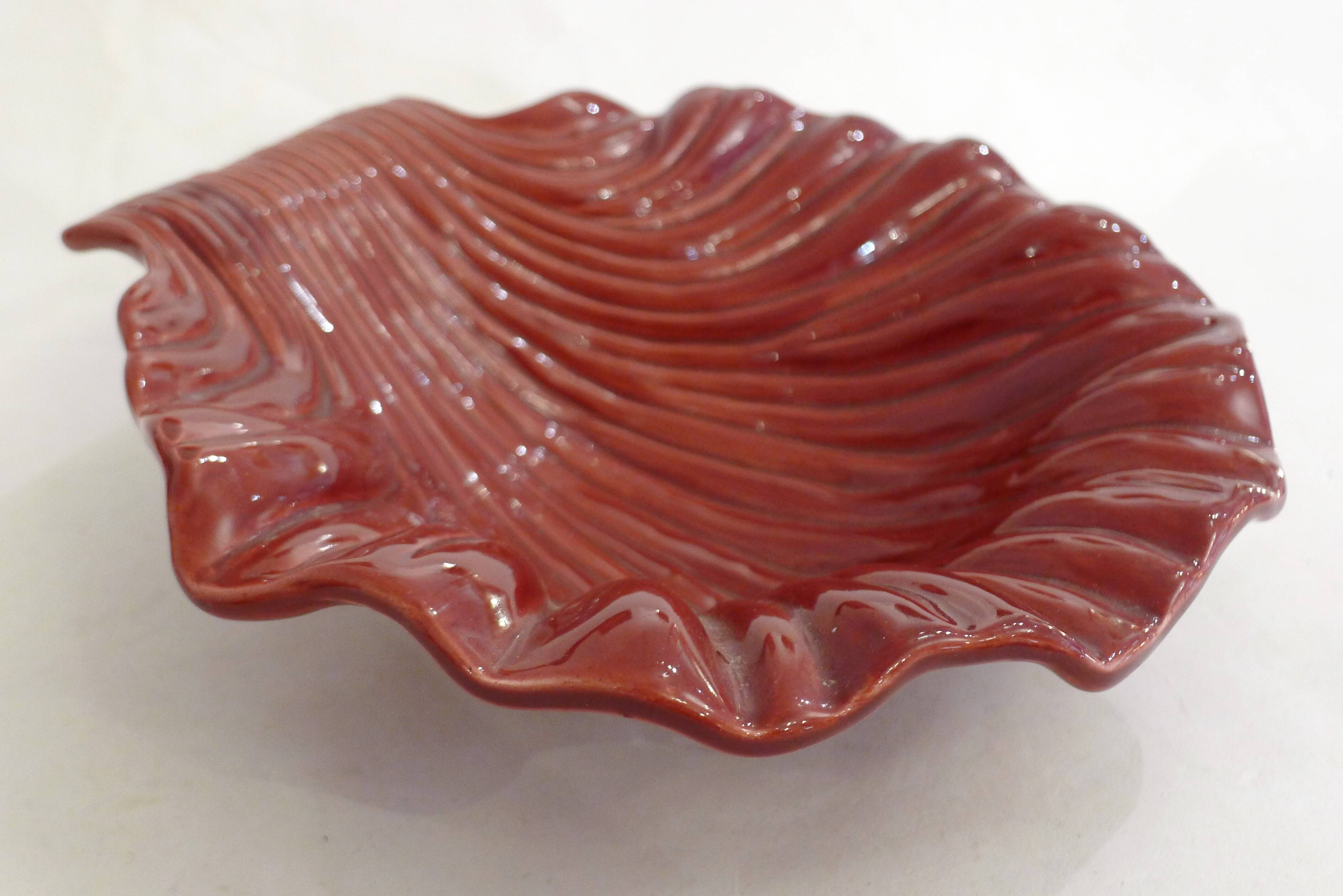 Shell cutting dish