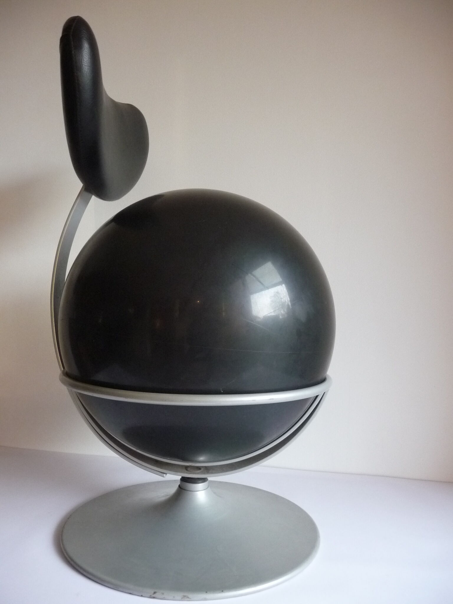 1980s ergonomical ball desk chair