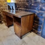 Glass tray desk