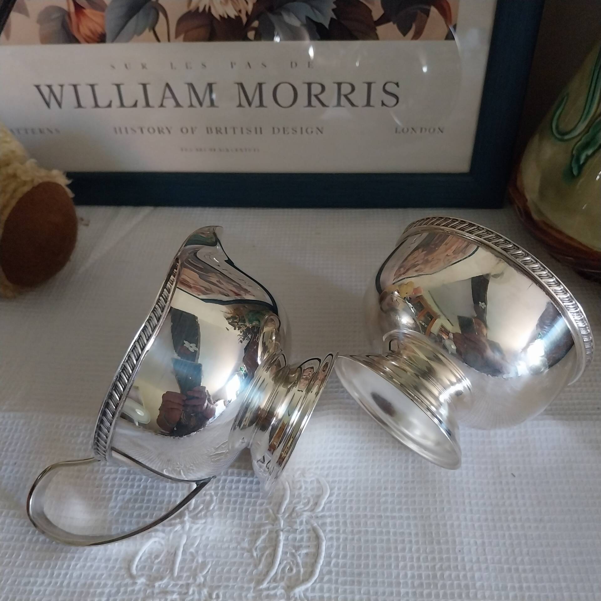 Vintage silver-plated sugar bowl and cream jug by Viners of Sheffield.