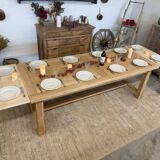 Solid oak table with birch extensions