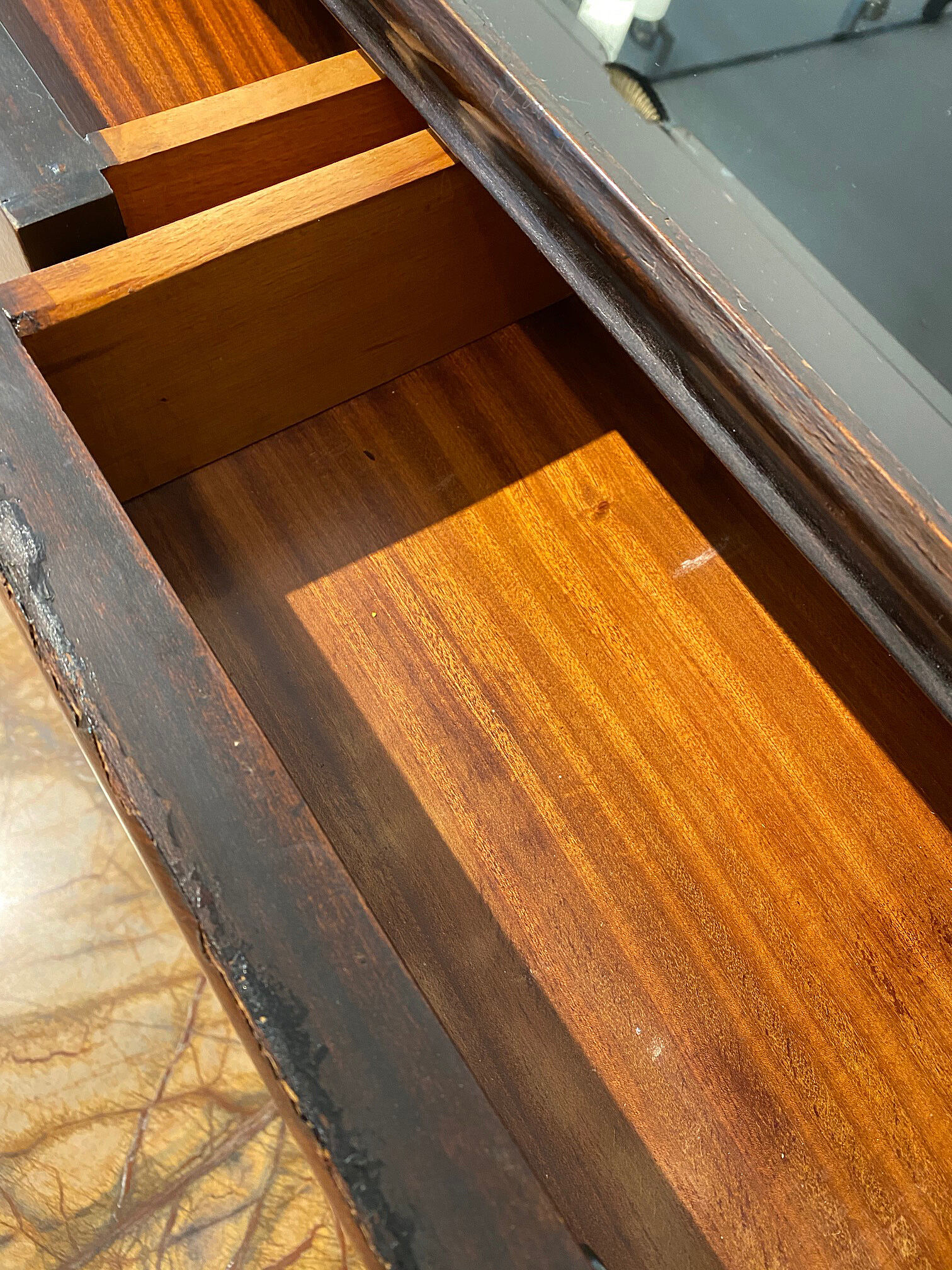 Italian Mid-Century Chest of Drawers with mirror