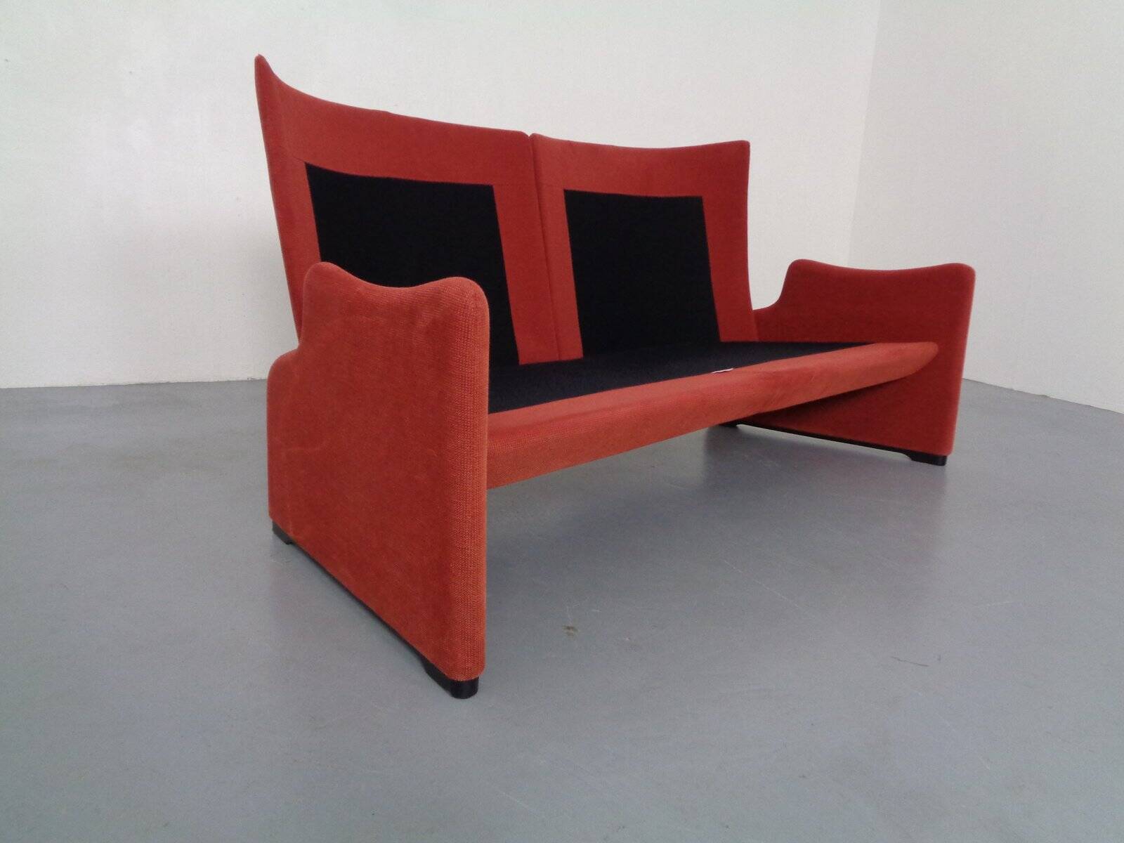 Vintage Two-Seater Palmaria Sofa by Vico Magistretti for Cassina, 1980s