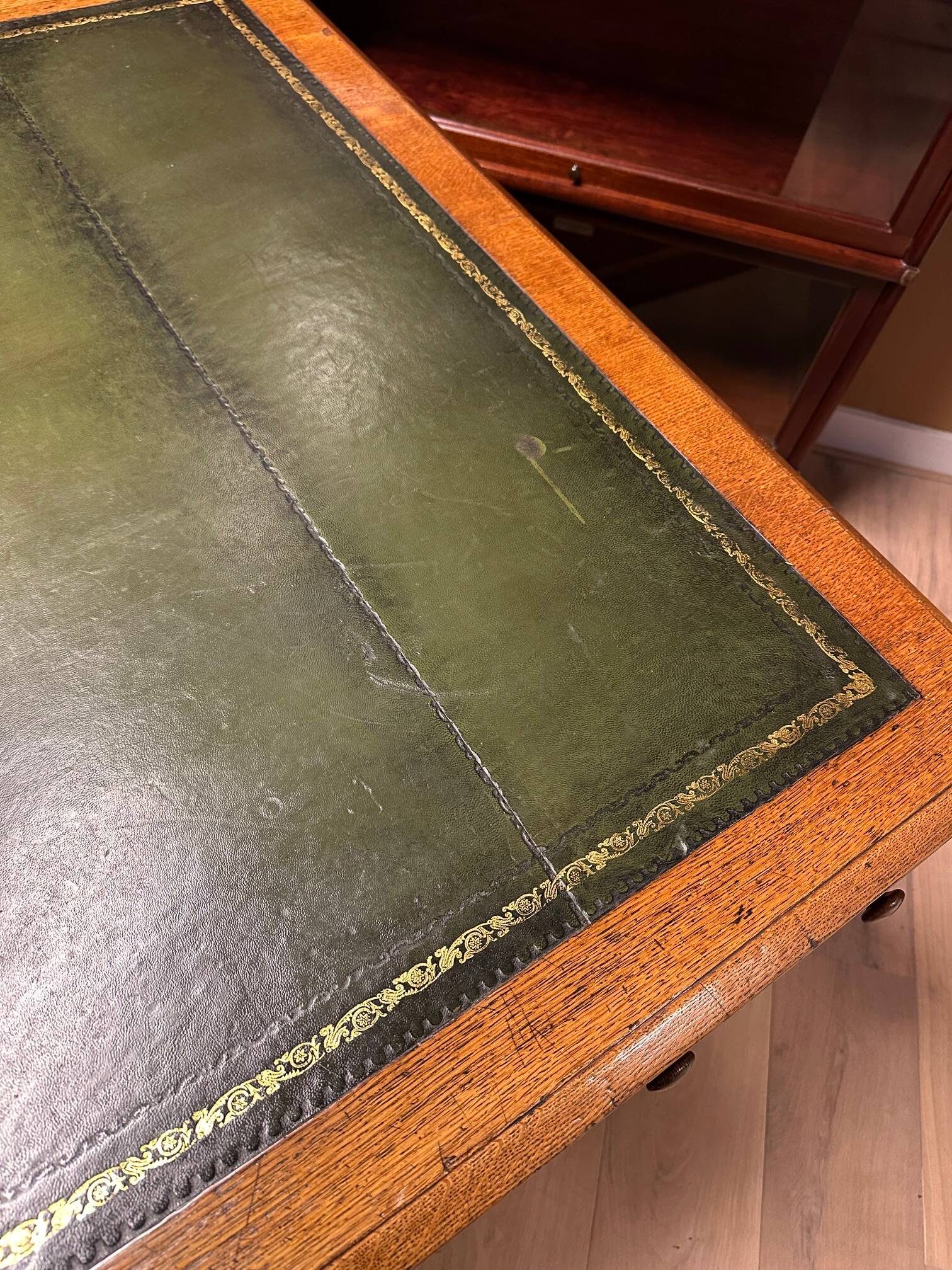 Antique Partnersdesk