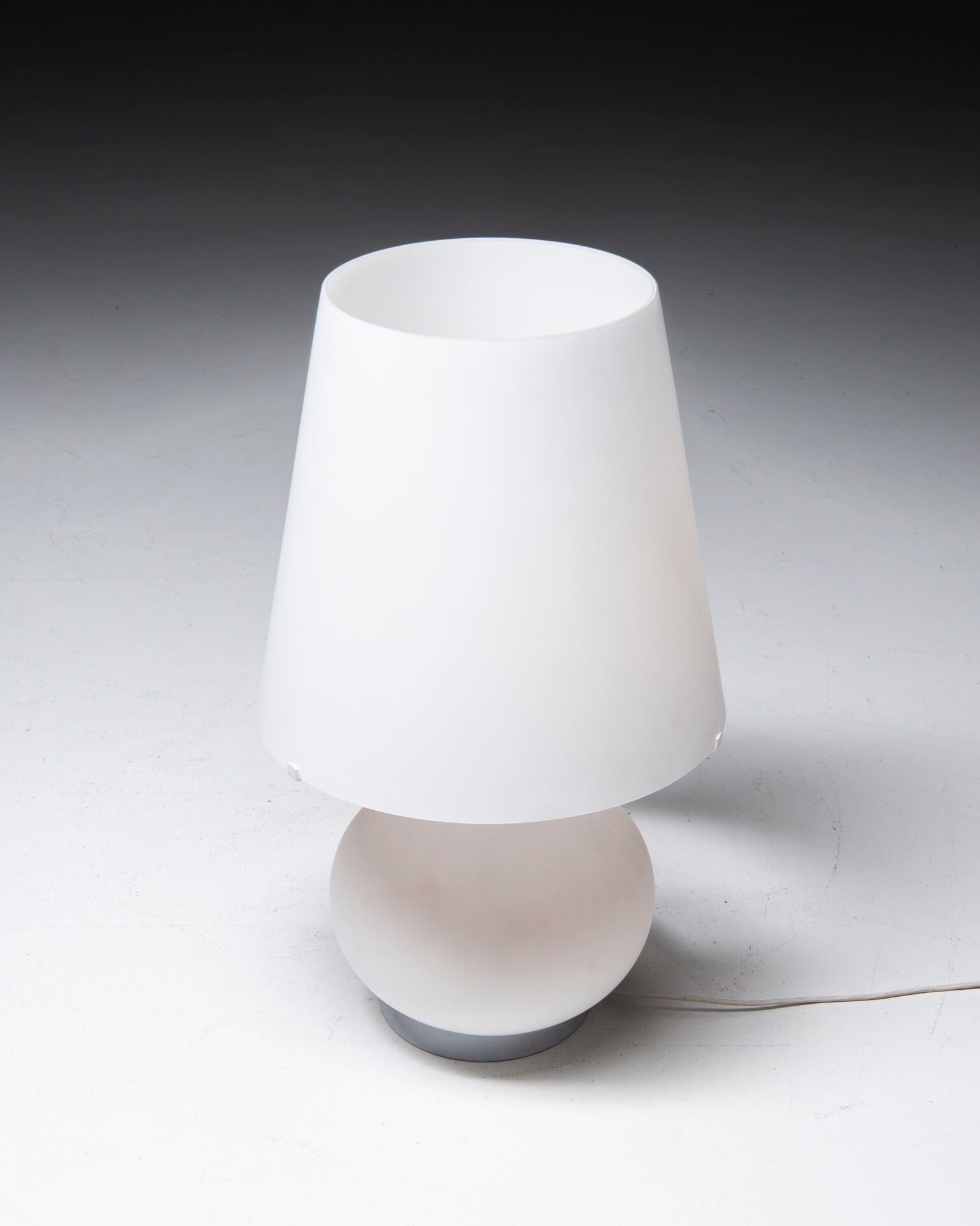 Floor lamp in white opaline glass, 1970's, italy