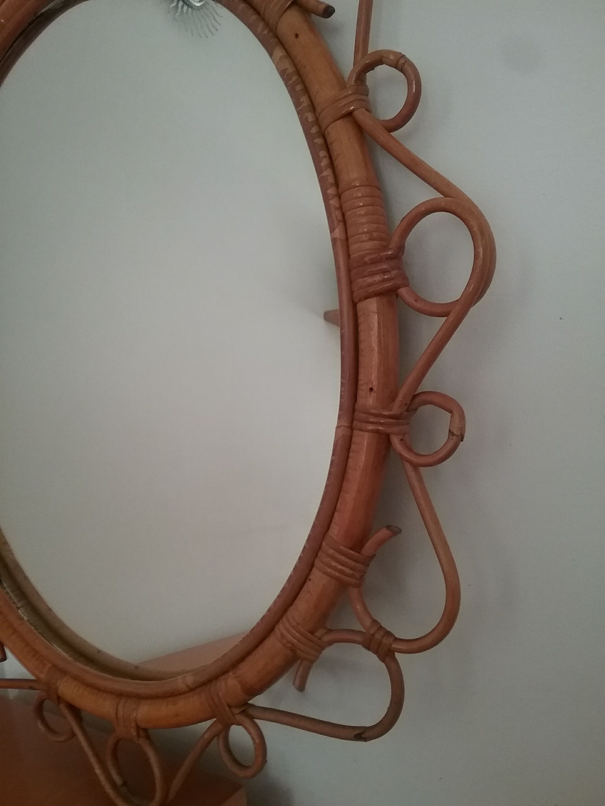 Vintage rattan mirror 65x55cm