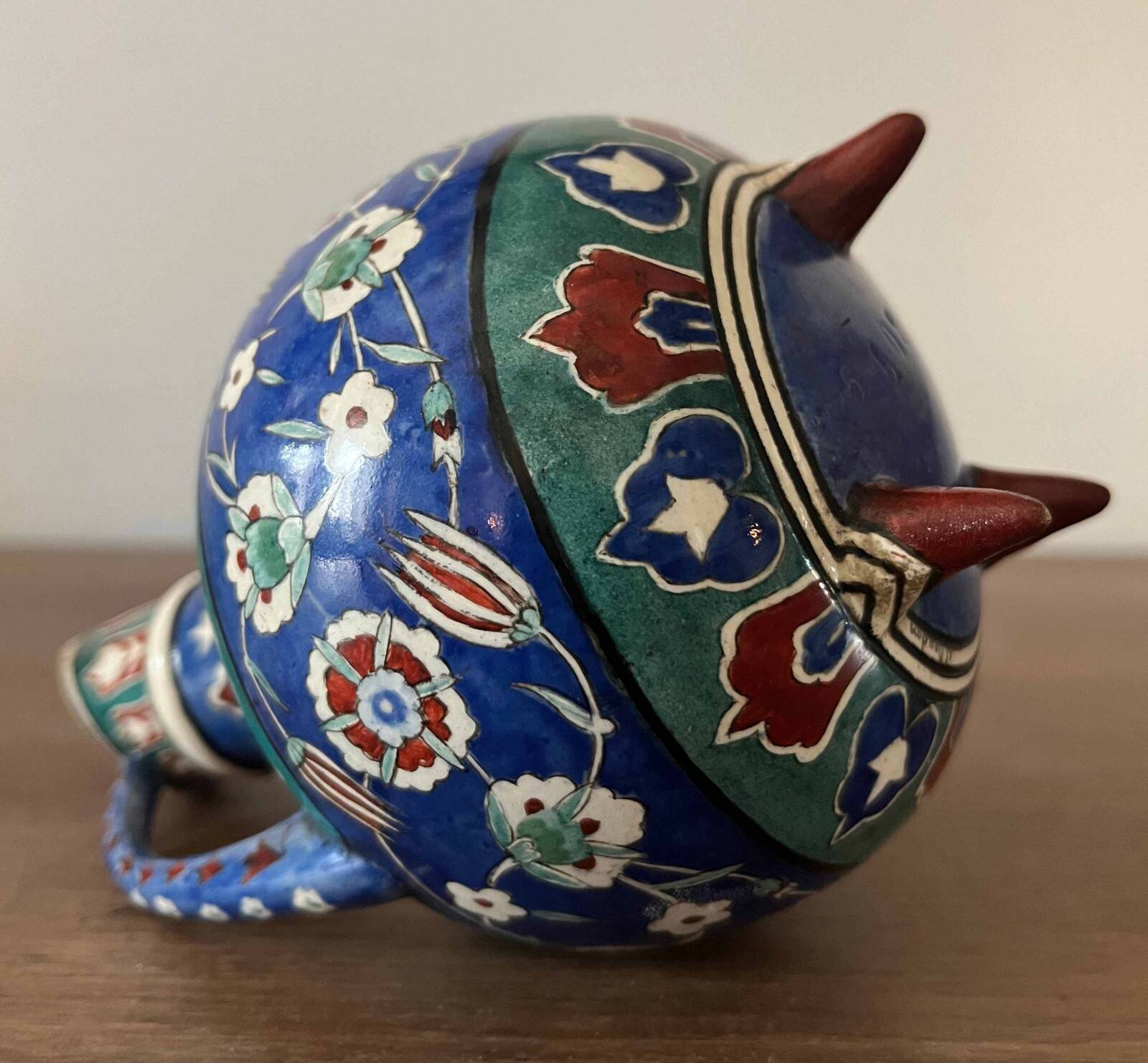 Ceramic vase, eco. Ganneron early 20th century signed Daudon Ottoman (cf. Th. De