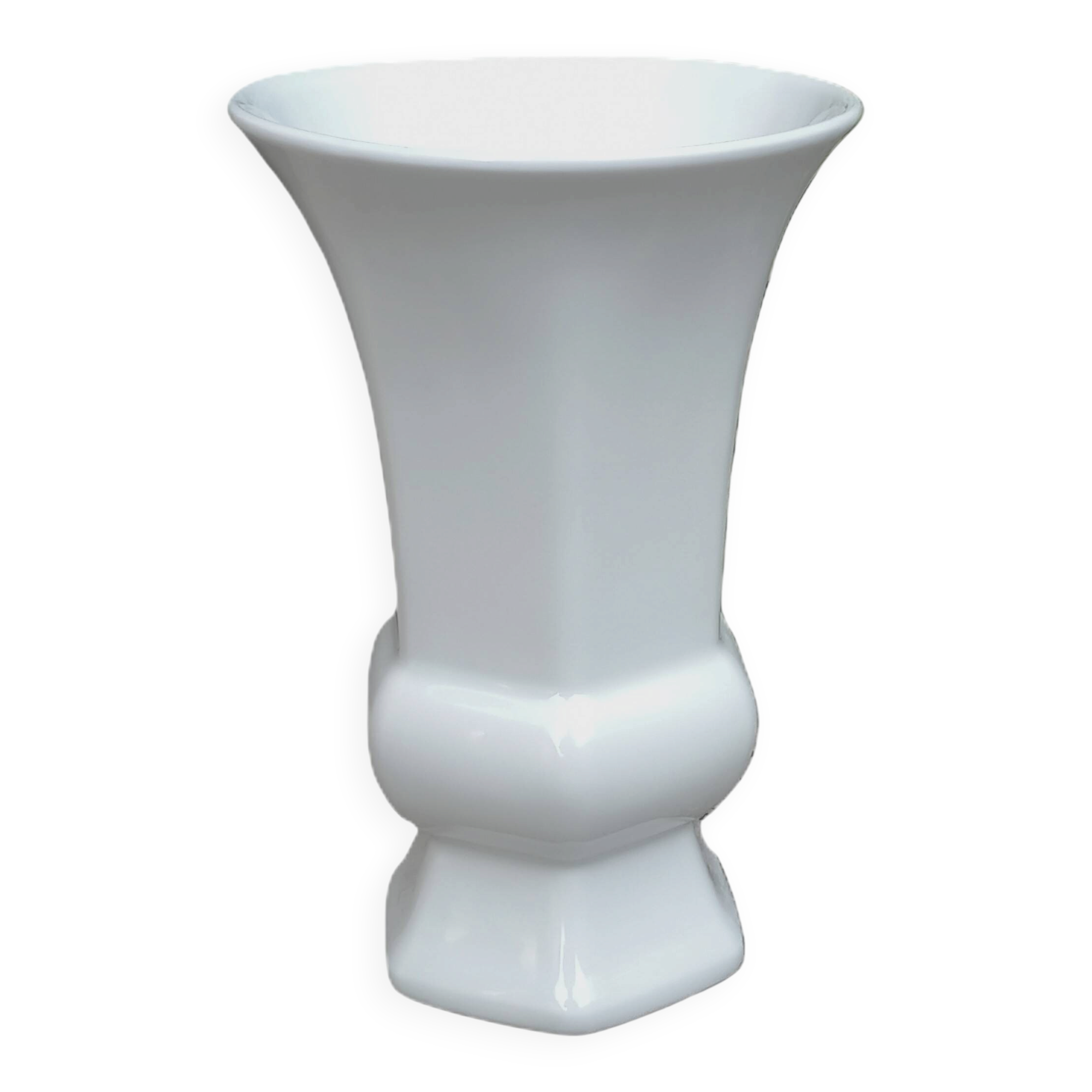 Vase en porcelaine blanche, Allemagne