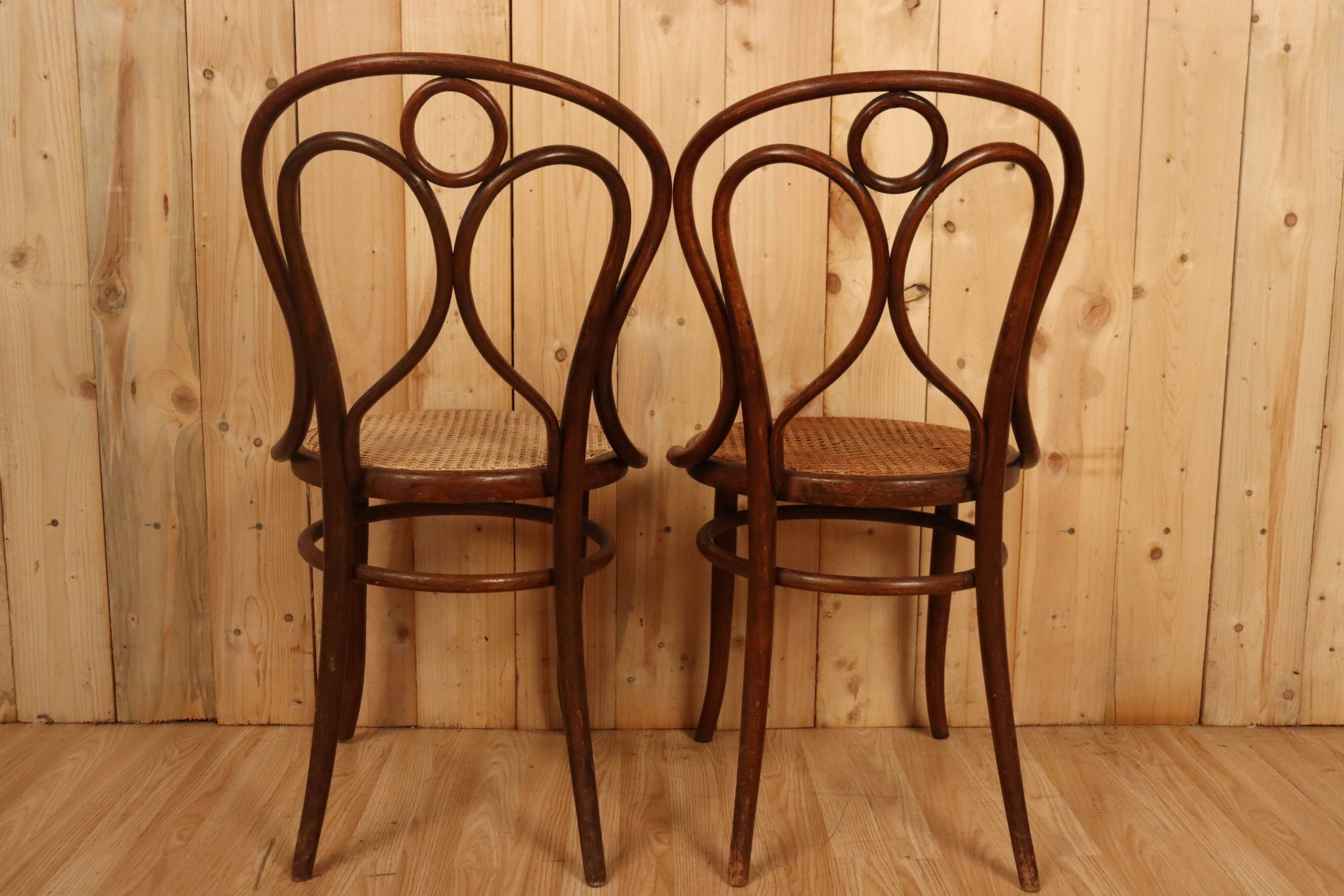 Paire de chaises bistrot n°19 Fischel