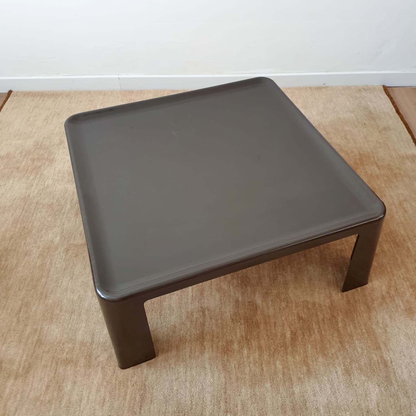 Coffee table Mario Bellini