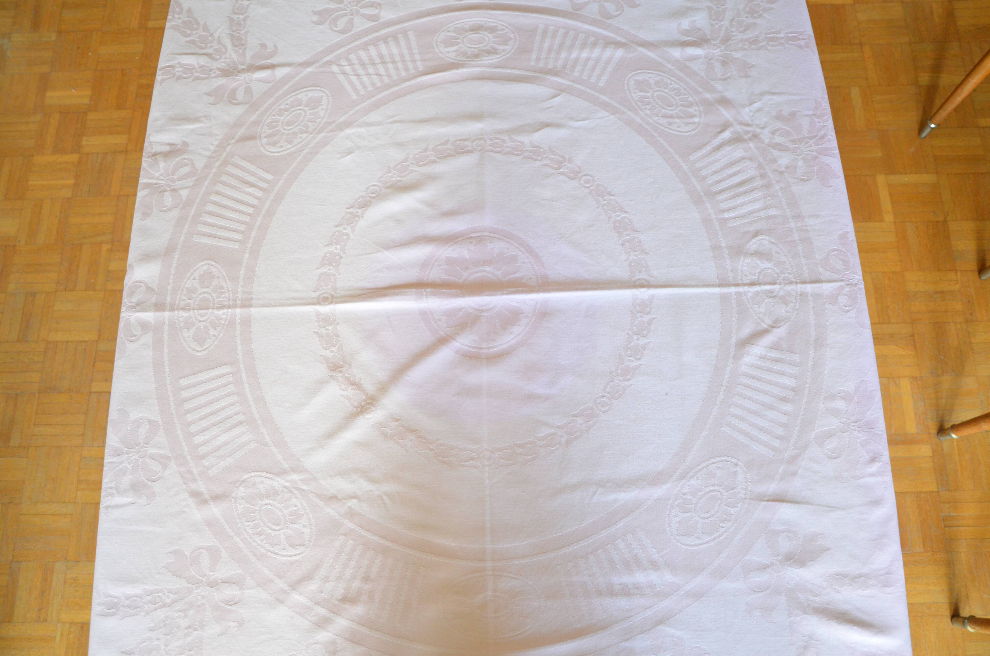 Powder pink cotton tablecloth