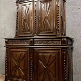 Louis XIII period carved sideboard in solid walnut circa 1680