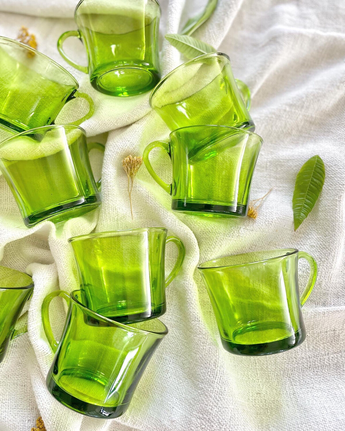 Set of 8 cups vintage green glass Duralex