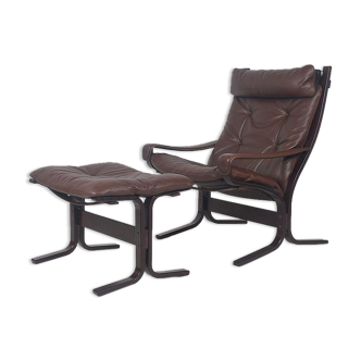 Norwegian lounge chair with ottoman designed by Ingmar Relling, 1960s