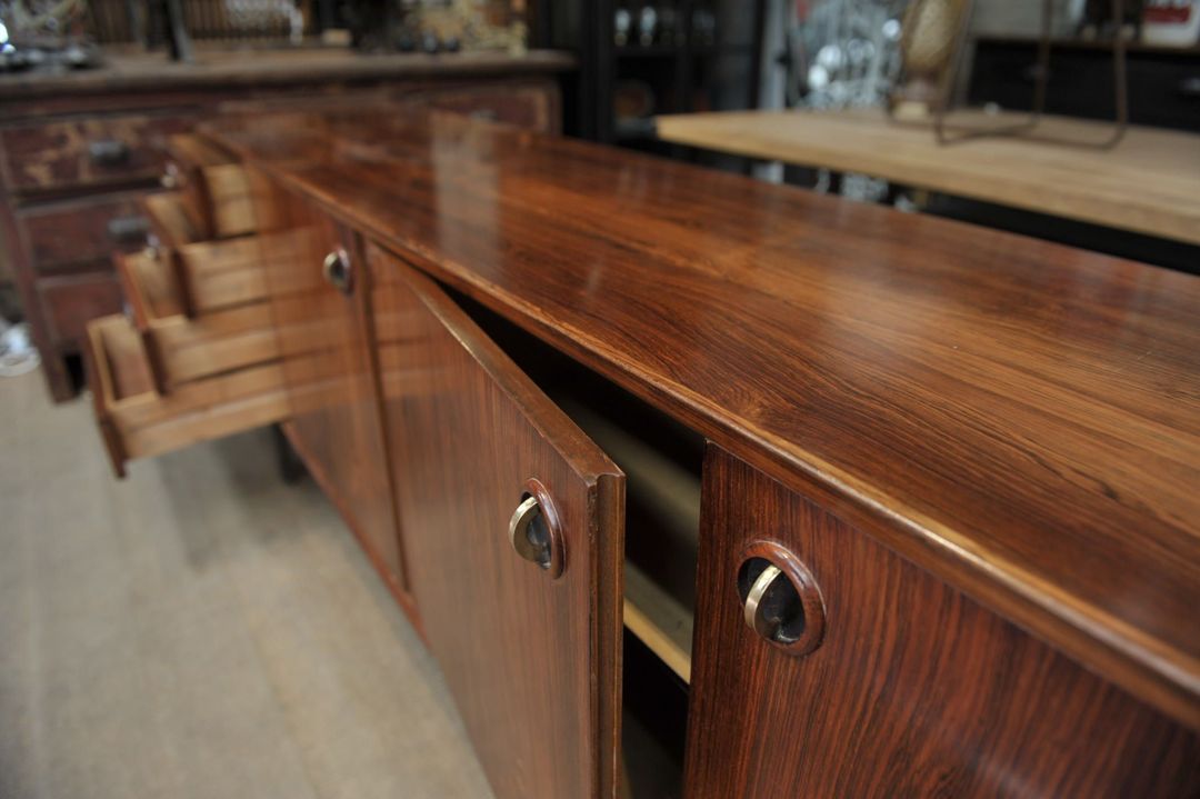 Rosewood row France 1970