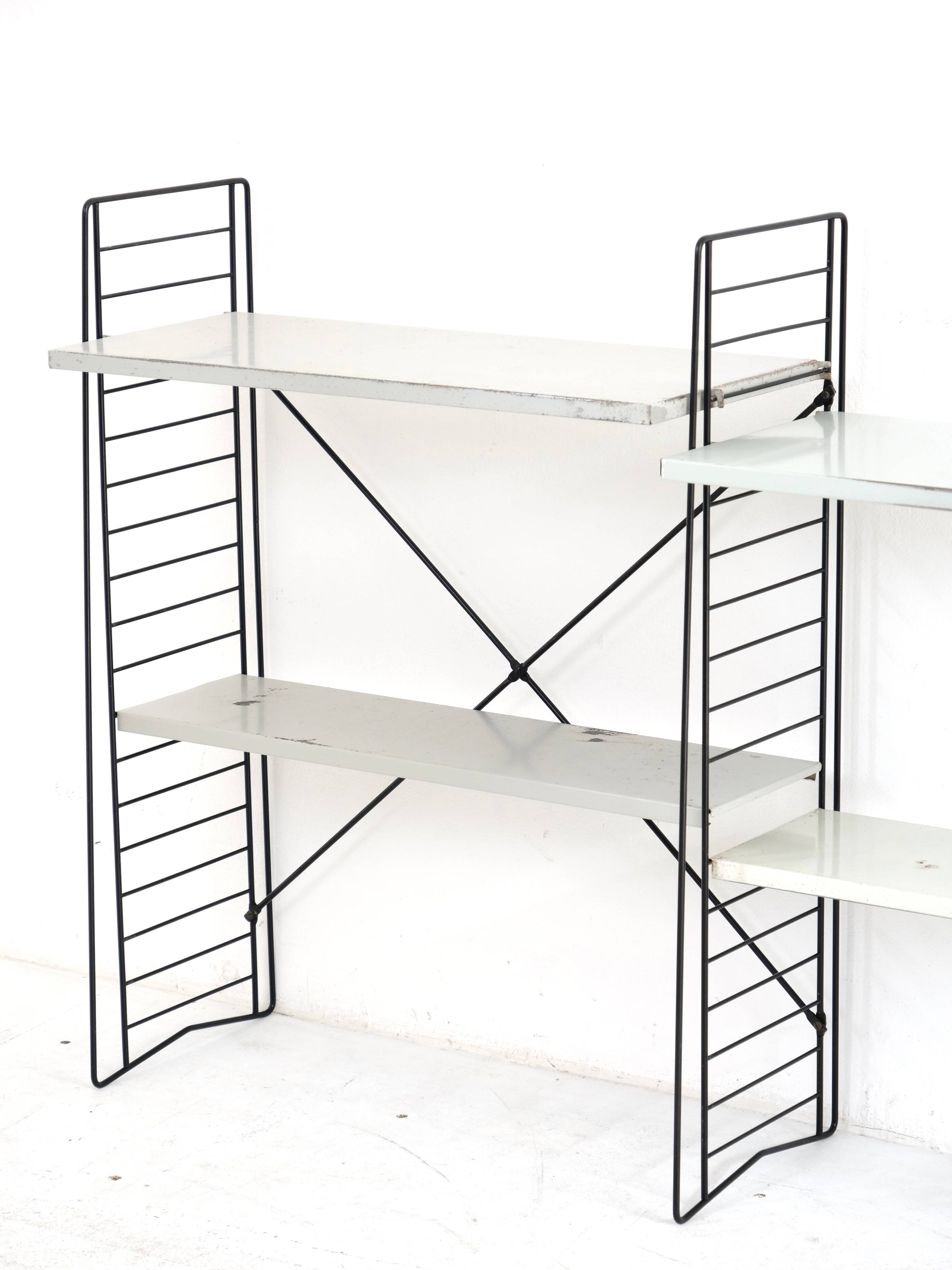 Tomado floor shelf in shades of gray