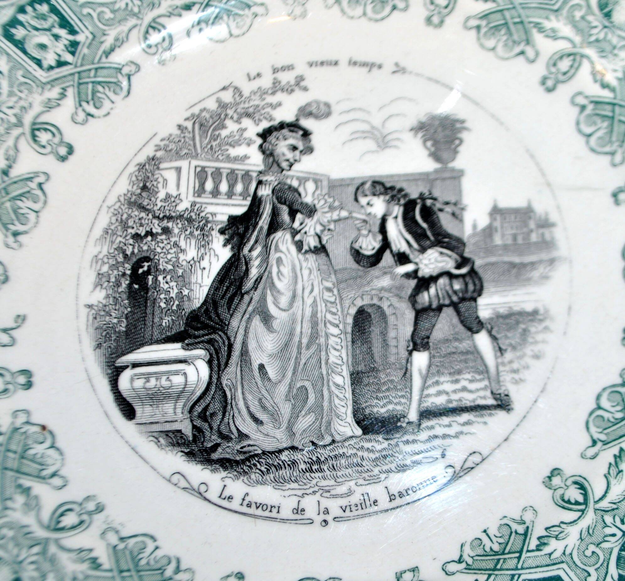 Sarreguemines set of 5 talking plates from the Bon Vieux Temps series, opaque earthenware.