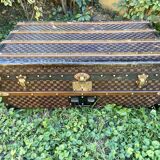 Malle Moynat