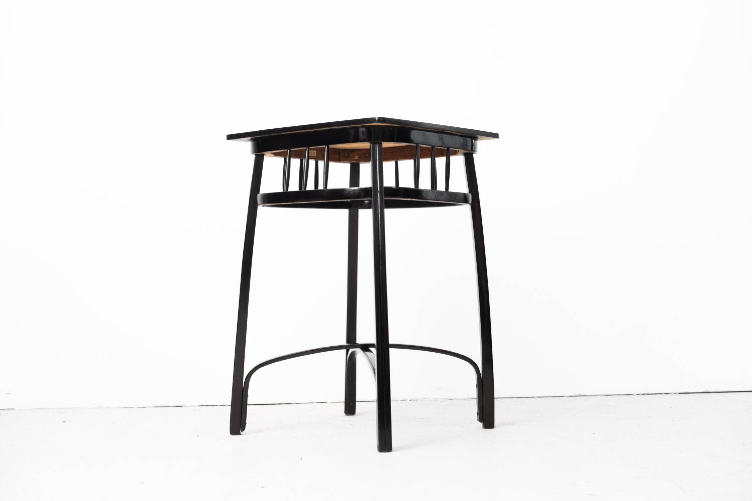 Table d'Appoint Art Nouveau/Jacob & Josef Kohn Modèle 616/T/Gustav Siegel