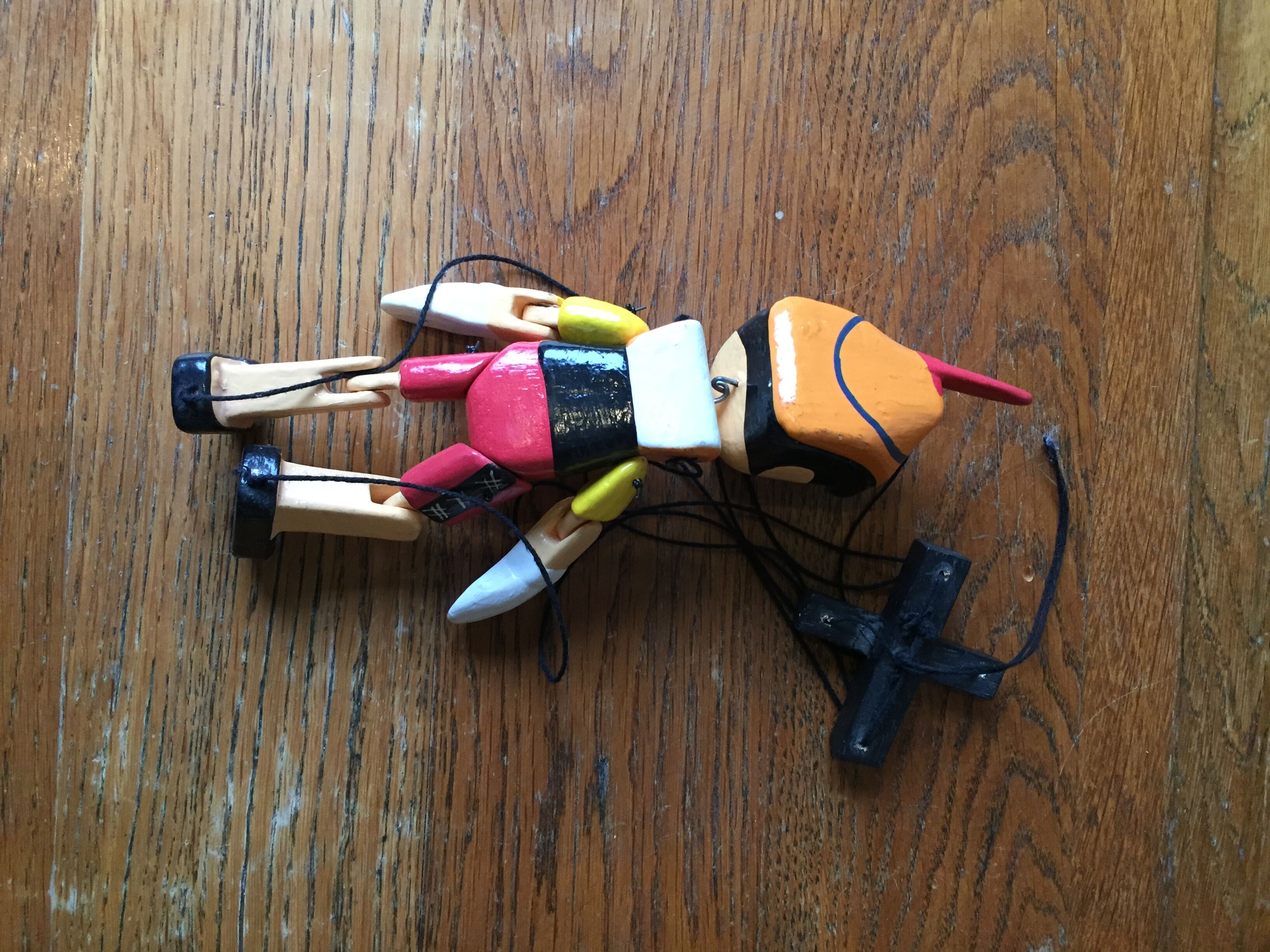 Marionnette Pinocchio en bois peint