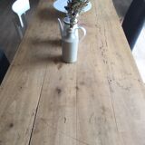 Farm table