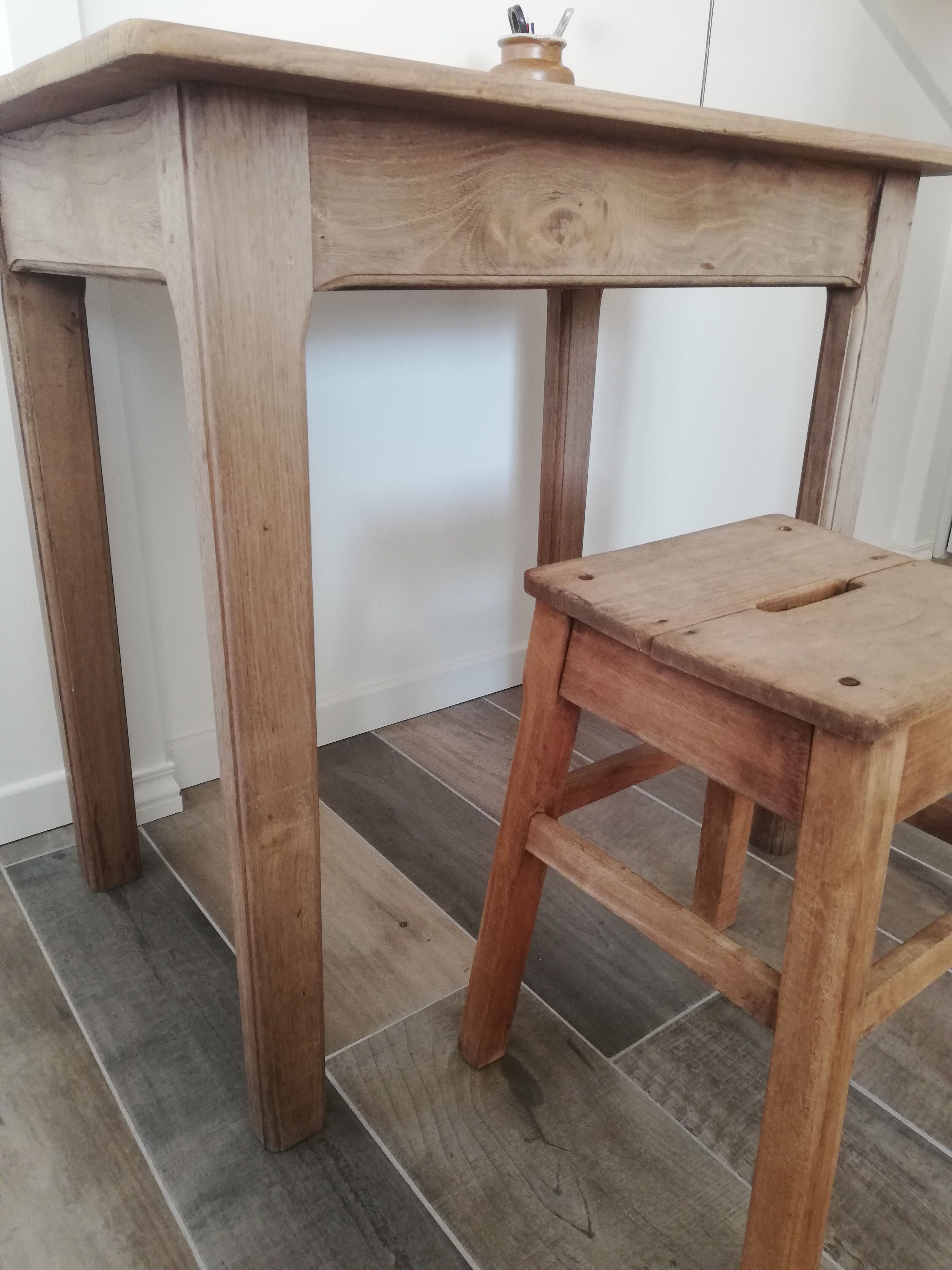 Farmhouse table
