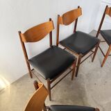Set of 4 Italian chairs by Gianfranco Frattini.